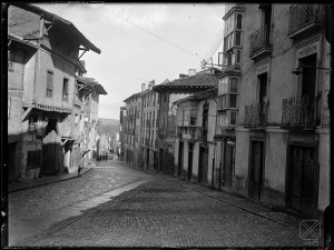 GUI IV-102.02 Calle Correría, ca 1929. Autor, E.Guinea. AMVG